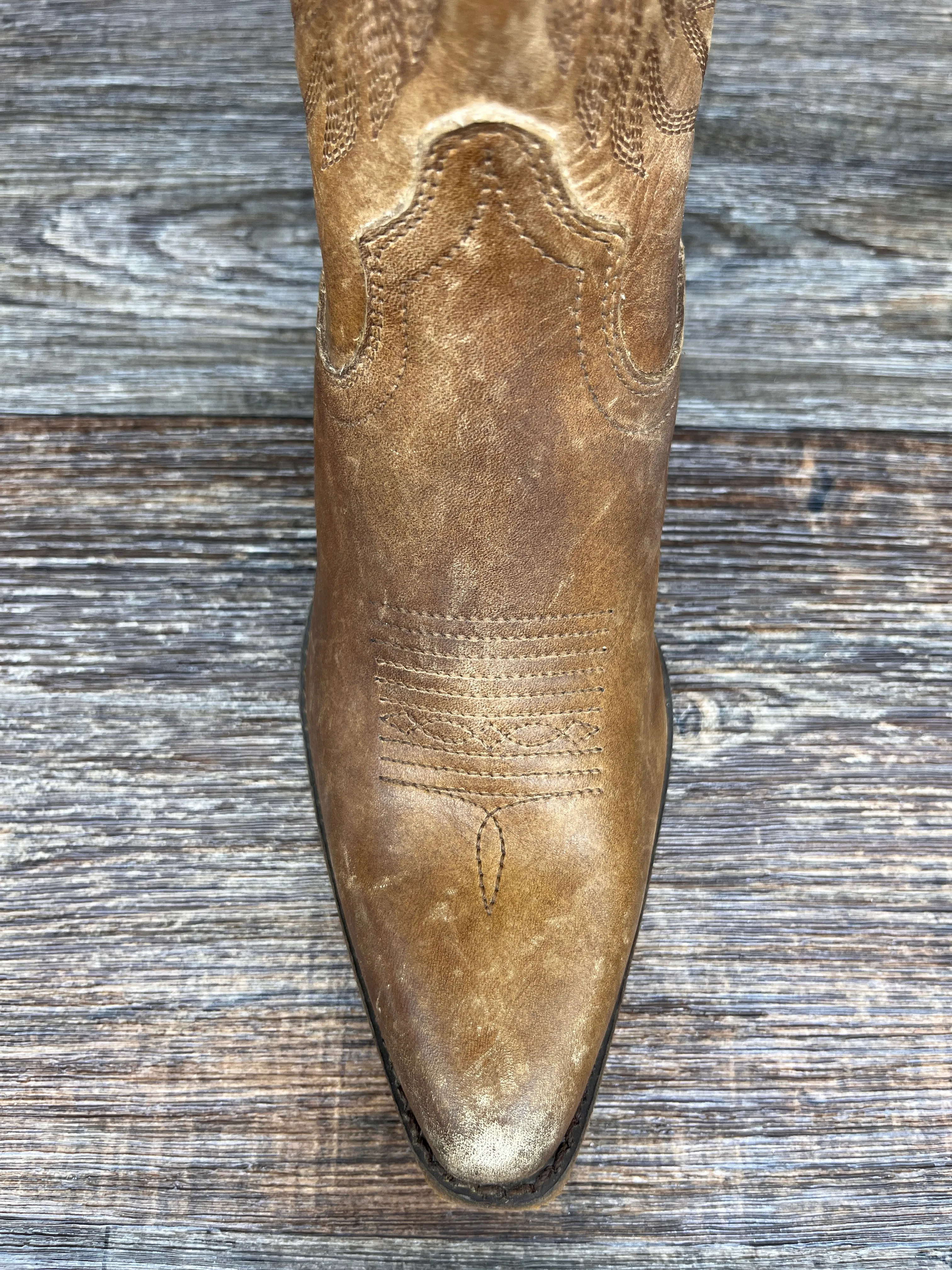 10044548 Women's Guinevere 17 inch Snip Toe Western Boot by Ariat