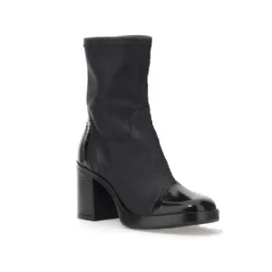 Florentina Heeled Boot