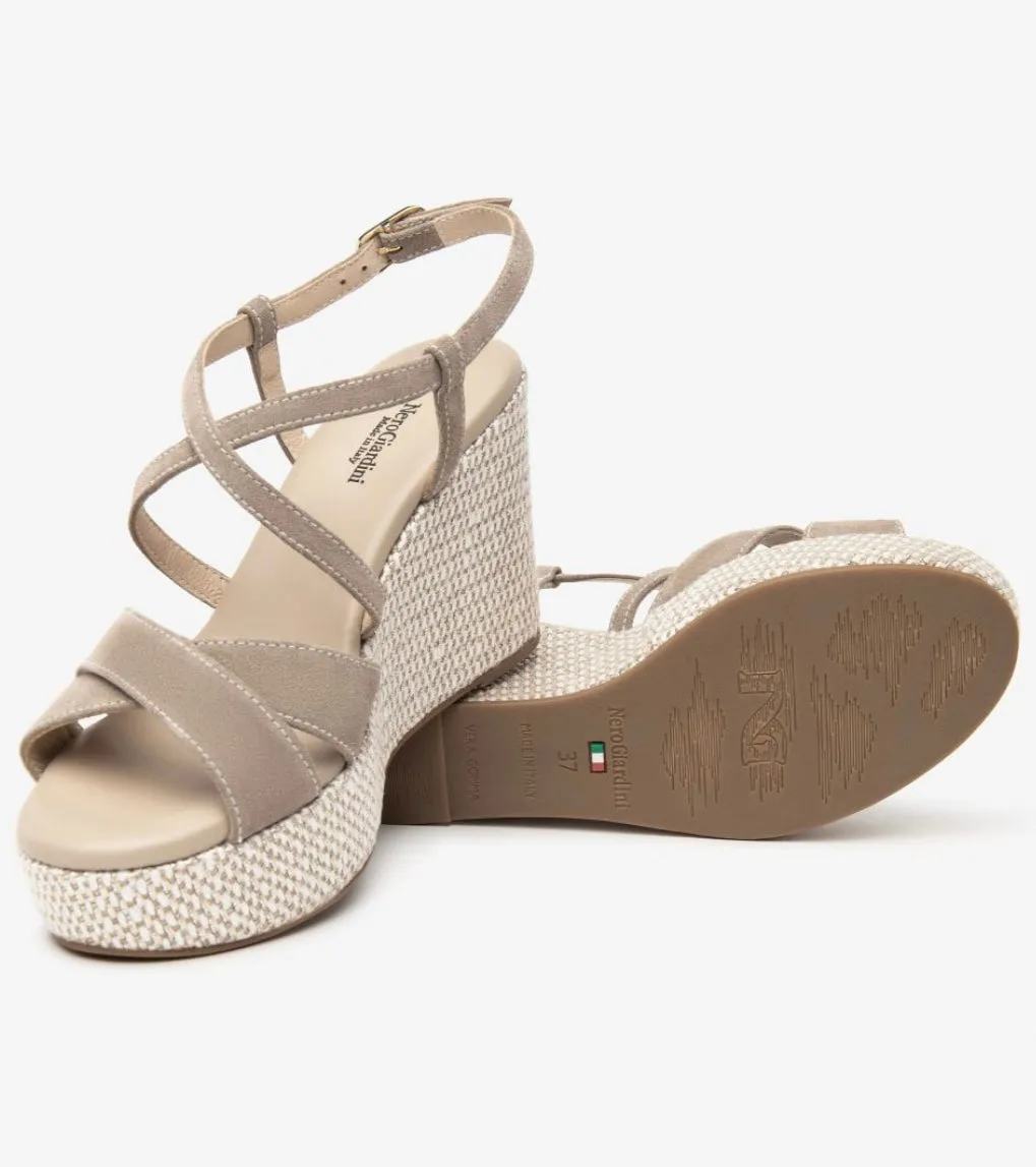 Nerogiardini beige suede wedge sandals