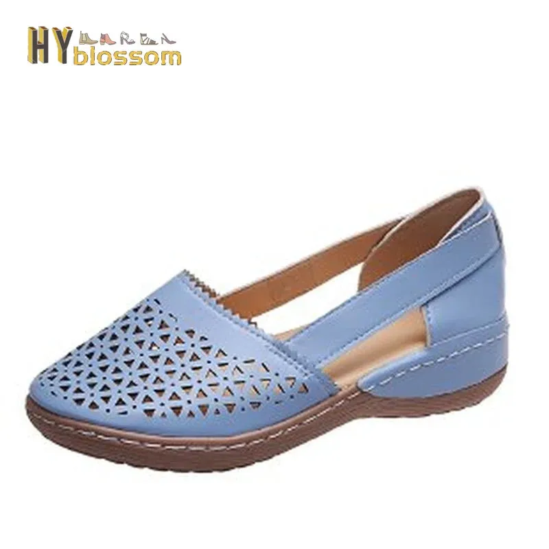 Summer plus size casual ladies sandals European and American thick bottom hollow solid color ladies single shoes wedge sandals