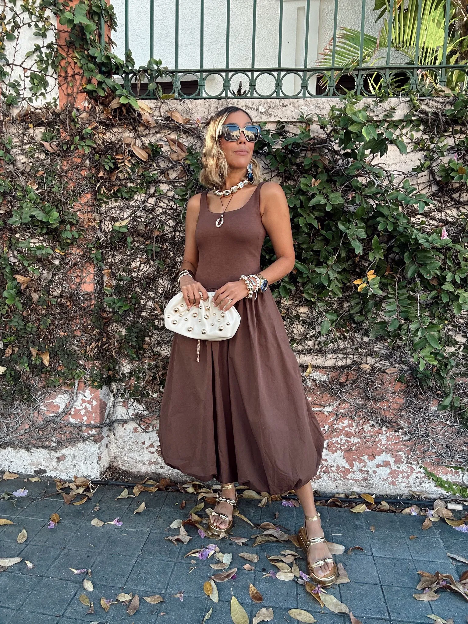 The Mocha Mousse Balloon Hem Midi Dress