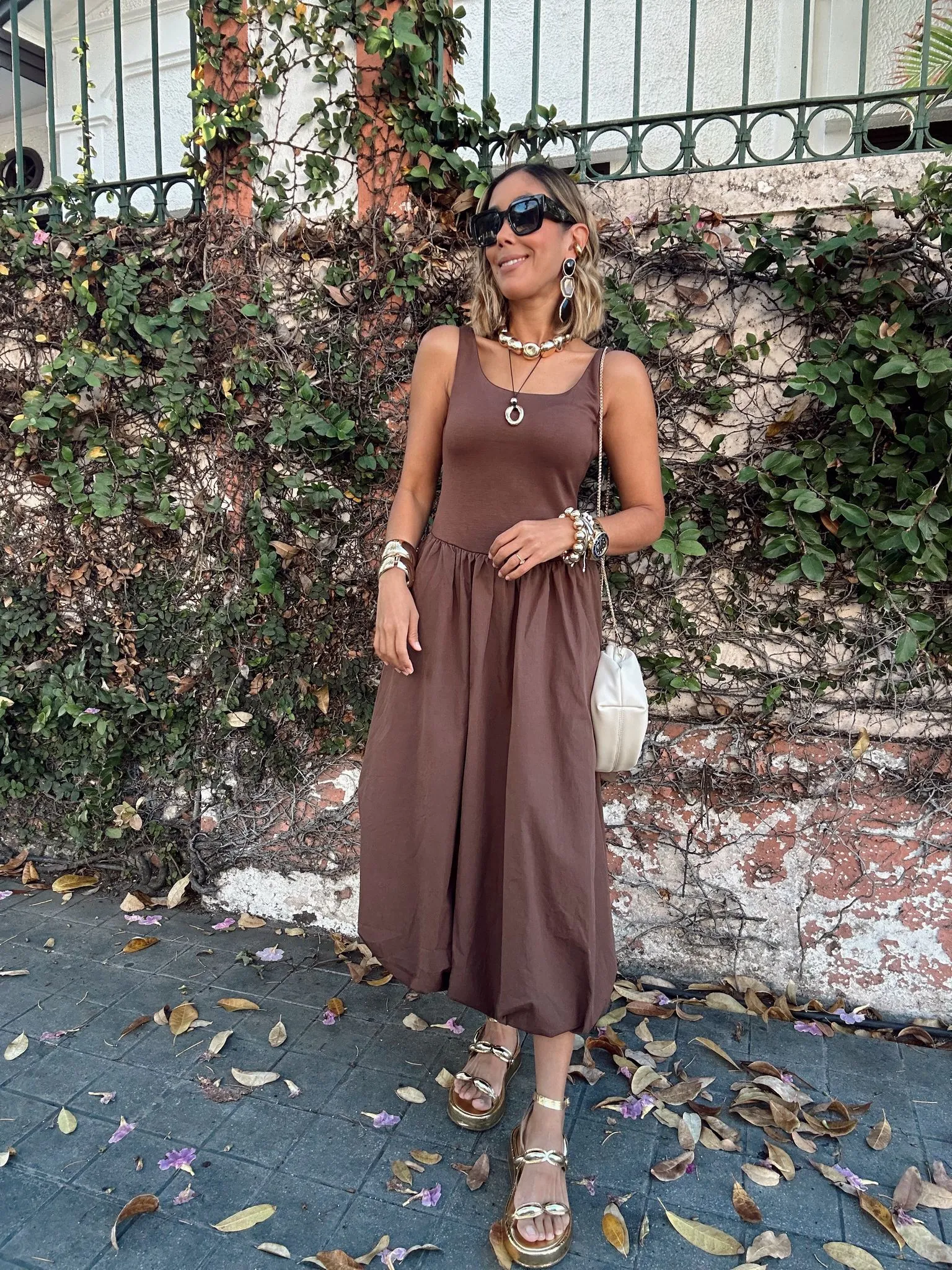 The Mocha Mousse Balloon Hem Midi Dress