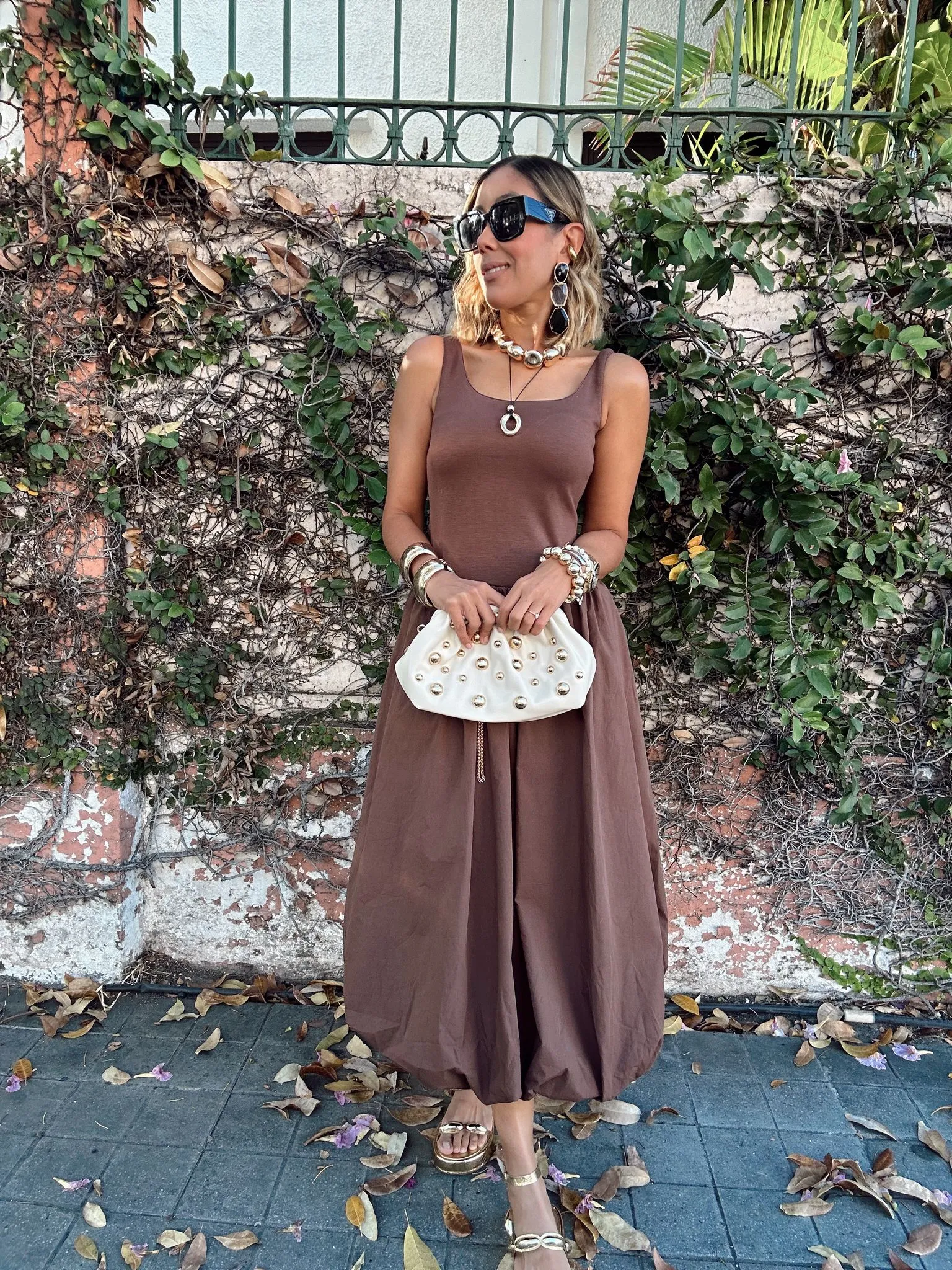 The Mocha Mousse Balloon Hem Midi Dress